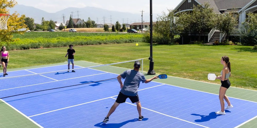 Advantages to Build an Outdoor Pickleball Court