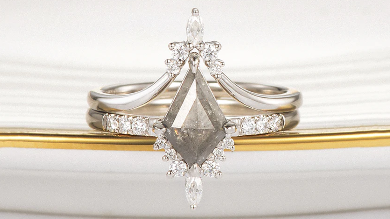 What are the Tips you Must Know While Customizing your Salt Pepper Diamond Ring?